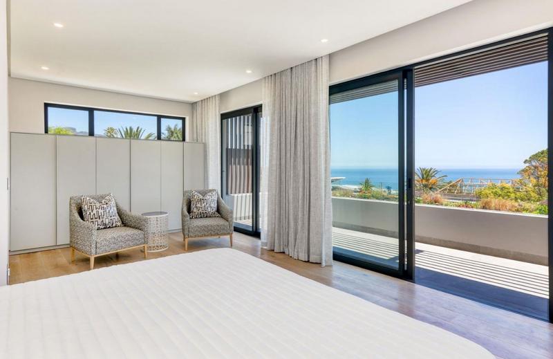 6 Bedroom Property for Sale in Camps Bay Western Cape